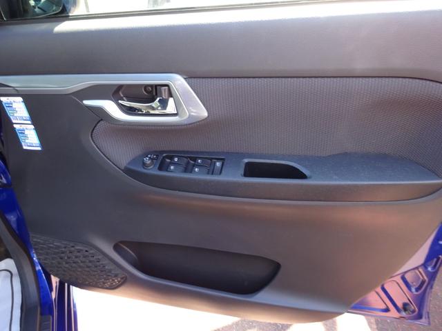 ステラ カスタムＲ　４ＷＤ　ナビＴＶ　バックカメラ　Ｂｌｕｅｔｏｏｔｈ　スマートキー　プッシュスタート　エンジンスターター　シートヒーター　ベンチシート　純正アルミホイール（41枚目）