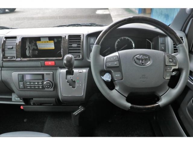 ハイエース６型ダークプライム純正 ハイエース 6型 ダークプライム2 純正グリル 新車外し