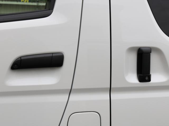 ハイエースワゴン ＧＬ　１０人乗りノーマルシート配列　シートカバー　フットパネル　ＳＤフルセグナビ　ＥＴＣ　パワースライドドア　ブラックエディション　ティーフォースバンパー　ＮＴ－１アルミホイル　ＲＴタイヤ　寒冷地仕様車（78枚目）