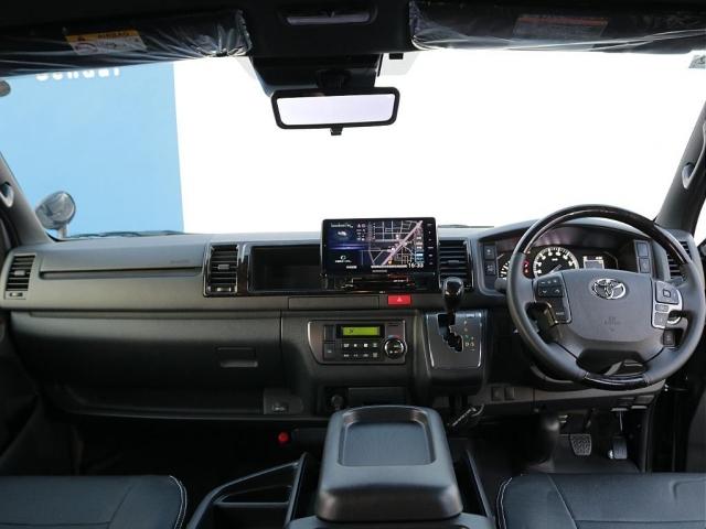 ハイエースバン スーパーＧＬ　ダークプライムＩＩ　高年式・３０００キロ台　オリジナル　ティーフォースフロントスポイラー　ネオトレース　スモークＬＥＤテールランプ　パウ１６インチＡＷ　リンクスファクトリーベットキット　３Ｄフロアマットフロント３Ｐ・リア（3枚目）