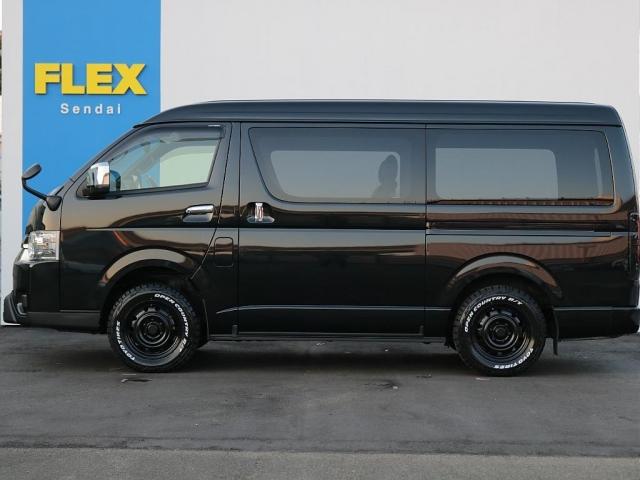 ハイエースバン スーパーＧＬ　ダークプライムＩＩ　高年式・３０００キロ台　オリジナル　ティーフォースフロントスポイラー　ネオトレース　スモークＬＥＤテールランプ　パウ１６インチＡＷ　リンクスファクトリーベットキット　３Ｄフロアマットフロント３Ｐ・リア（5枚目）