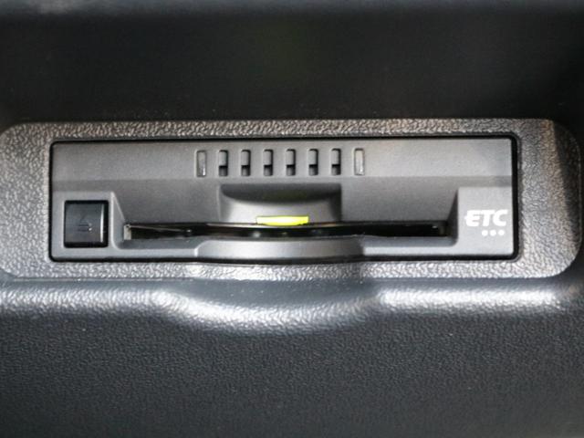 ハイエースバン スーパーＧＬ　ダークプライムＩＩ　高年式・３０００キロ台　オリジナル　ティーフォースフロントスポイラー　ネオトレース　スモークＬＥＤテールランプ　パウ１６インチＡＷ　リンクスファクトリーベットキット　３Ｄフロアマットフロント３Ｐ・リア（32枚目）