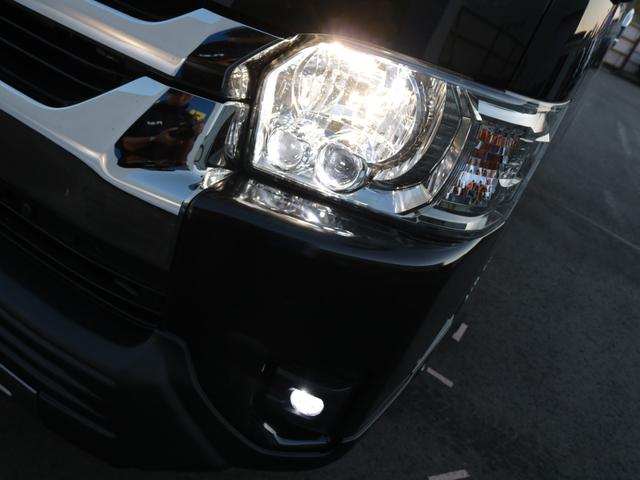 ハイエースバン スーパーＧＬ　ダークプライムＩＩ　高年式・３０００キロ台　オリジナル　ティーフォースフロントスポイラー　ネオトレース　スモークＬＥＤテールランプ　パウ１６インチＡＷ　リンクスファクトリーベットキット　３Ｄフロアマットフロント３Ｐ・リア（51枚目）