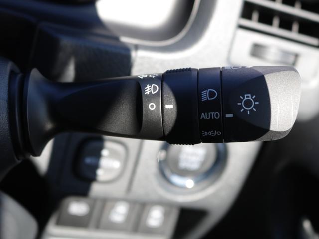 ハイエースバン ロングスーパーGL ダークプライムS 登録済み未使用車ダークプライムS ビックX11インチデカナビ ETC 両側パワースライドドア ベットキット デルフ06アルミホイル18インチ パラダタイヤ オメガLEDテール(33枚目)