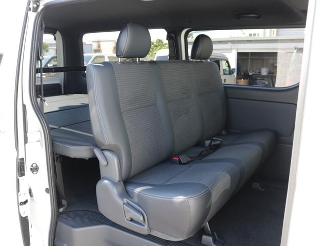 ハイエースバン ロングスーパーGL ダークプライムS 登録済み未使用車ダークプライムS ビックX11インチデカナビ ETC 両側パワースライドドア ベットキット デルフ06アルミホイル18インチ パラダタイヤ オメガLEDテール(60枚目)