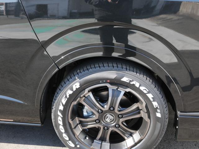 ハイエースワゴン GL MOBY DICKシリーズ【ORCA】 7人乗り リクライニングマット 8ナンバーキャンピングカー FFヒーター 40リットル冷蔵庫 12リットル排水.給水タンク 伸縮式シャワーヘッド付きシンク(21枚目)