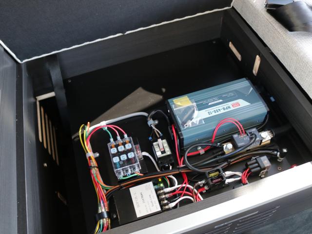 ハイエースワゴン GL MOBY DICKシリーズ【ORCA】 7人乗り リクライニングマット 8ナンバーキャンピングカー FFヒーター 40リットル冷蔵庫 12リットル排水.給水タンク 伸縮式シャワーヘッド付きシンク(36枚目)