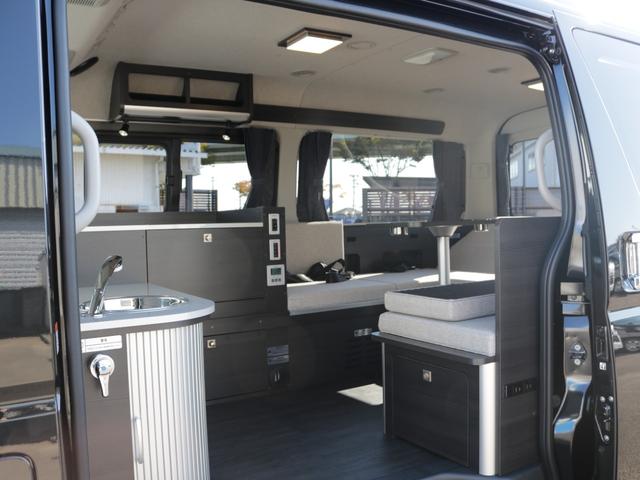 ハイエースワゴン GL MOBY DICKシリーズ【ORCA】 7人乗り リクライニングマット 8ナンバーキャンピングカー FFヒーター 40リットル冷蔵庫 12リットル排水.給水タンク 伸縮式シャワーヘッド付きシンク(68枚目)