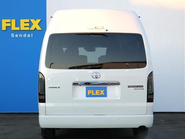 ハイエースワゴン グランドキャビン　ファインテックツアラー　キャプテンシート４脚×ロングスライドレール　ビックＸ１１インチナビ＆フリップダウンモニター　寒冷地仕様　ティーフォーススポイラー　オーバーフェンダー　ＬＥＤテールランプ　アルミホイル（8枚目）