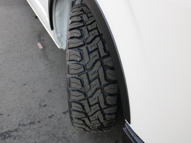 ハイエースワゴン グランドキャビン　ファインテックツアラー　キャプテンシート４脚×ロングスライドレール　ビックＸ１１インチナビ＆フリップダウンモニター　寒冷地仕様　ティーフォーススポイラー　オーバーフェンダー　ＬＥＤテールランプ　アルミホイル（27枚目）