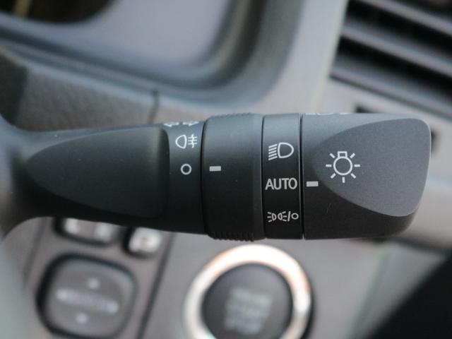 ハイエースワゴン グランドキャビン　ファインテックツアラー　キャプテンシート４脚×ロングスライドレール　ビックＸ１１インチナビ＆フリップダウンモニター　寒冷地仕様　ティーフォーススポイラー　オーバーフェンダー　ＬＥＤテールランプ　アルミホイル（57枚目）