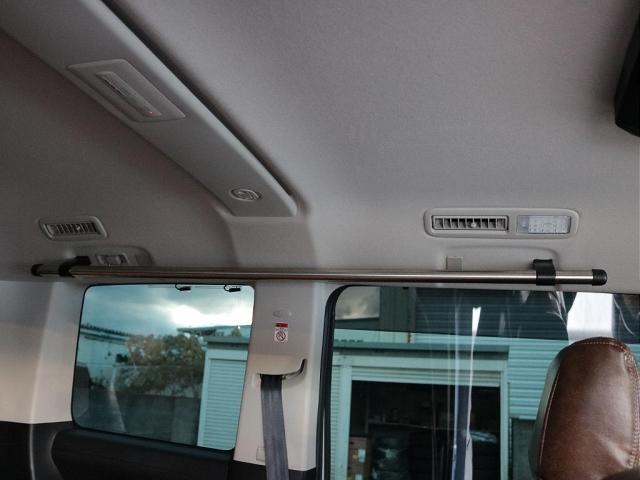 デリカＤ：５ Ｍ　オフロードカスタム＆ビックエックスメカレスナビ　フリップダウンモニター　ＭＫＷ１６インチアルミホイル　ヒッチメンバー　ＡＲＢサイドオーニング　ルーフキャリア　シートカバー（16枚目）