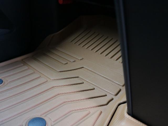 デリカＤ：５ Ｍ　オフロードカスタム＆ビックエックスメカレスナビ　フリップダウンモニター　ＭＫＷ１６インチアルミホイル　ヒッチメンバー　ＡＲＢサイドオーニング　ルーフキャリア　シートカバー（36枚目）