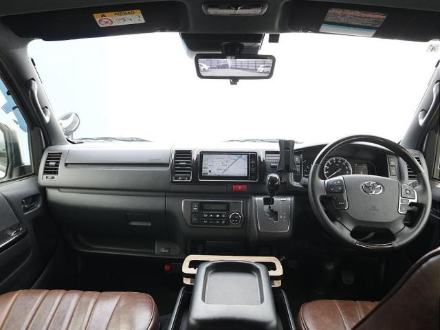 運転席周りもダークプライムＩＩ専用の内装になっております！！高級感もありかっこよさがアップ♪