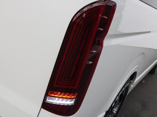 ハイエースバン ＳロングワイドＤＸ　ＧＬパッケージ　パーキングサポート　フローリング施工・レザートリム施工済み　アルパイン　ＢＩＧ－Ｘ１１（メカレス）　オリジナル　ネオトレースＲＥＤ　ＬＥＤテールランプ　オリジナルデルフ０６　１７インチアルミホイル（73枚目）