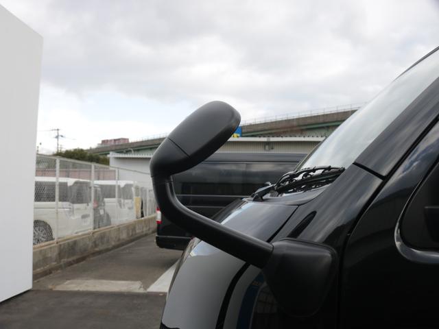 ハイエースバン スーパーＧＬ　ダークプライムＩＩ　アルパインビッグＸ１１インチナビ　ブラックエディション　便利な収納ラック　　デルフィーノラインフロントスポイラー　デルフィーノラインオーバーフェンダー　デルフ０６　アルミホイール　床板パネル（32枚目）