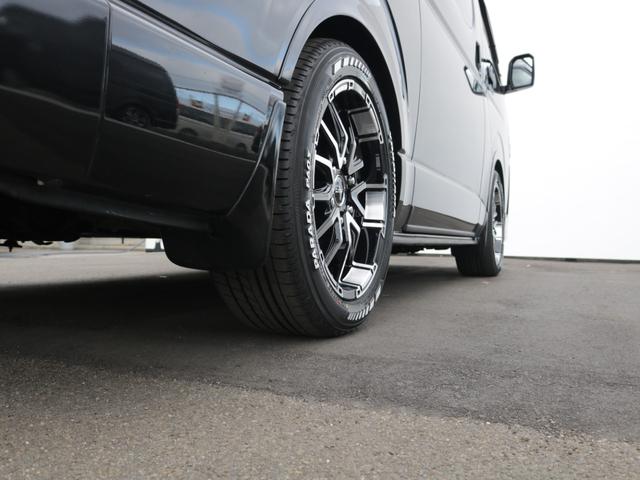 ハイエースバン スーパーＧＬ　ダークプライムＩＩ　アルパインビッグＸ１１インチナビ　ブラックエディション　便利な収納ラック　　デルフィーノラインフロントスポイラー　デルフィーノラインオーバーフェンダー　デルフ０６　アルミホイール　床板パネル（38枚目）