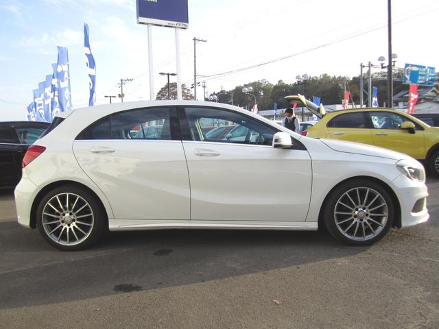 A180 ブルーエフィシェンシースポーツ 半革 フルセグナビ(3枚目)