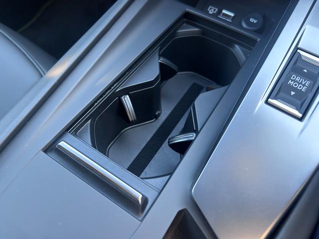 408 GTハイブリッド PHEV マトリックスLED ハーフレザー ACC 衝突軽減B カープレイ アンドロイドオート 360度カメラ 車線逸脱警報 障害物センサー アテンションアラート 電動リアゲート 純正19AW(22枚目)