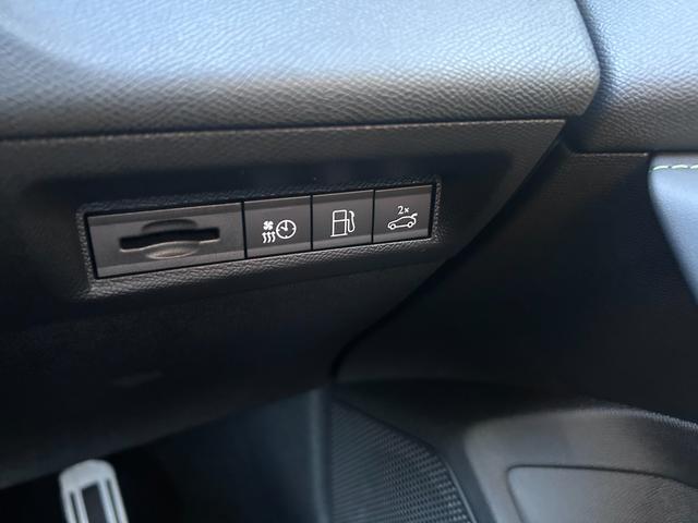 408 GTハイブリッド PHEV マトリックスLED ハーフレザー ACC 衝突軽減B カープレイ アンドロイドオート 360度カメラ 車線逸脱警報 障害物センサー アテンションアラート 電動リアゲート 純正19AW(25枚目)