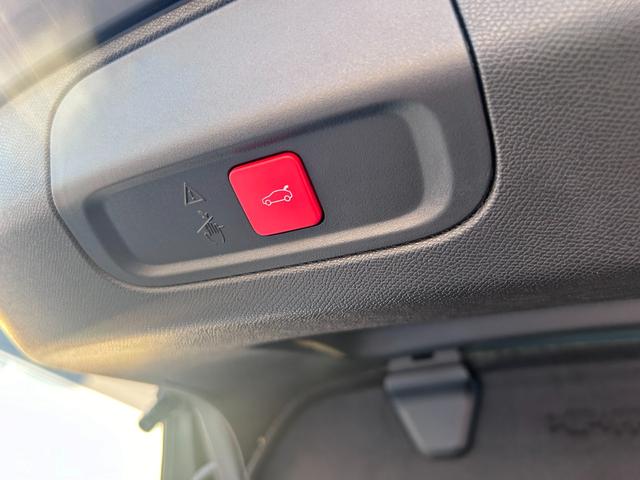 408 GTハイブリッド PHEV マトリックスLED ハーフレザー ACC 衝突軽減B カープレイ アンドロイドオート 360度カメラ 車線逸脱警報 障害物センサー アテンションアラート 電動リアゲート 純正19AW(31枚目)