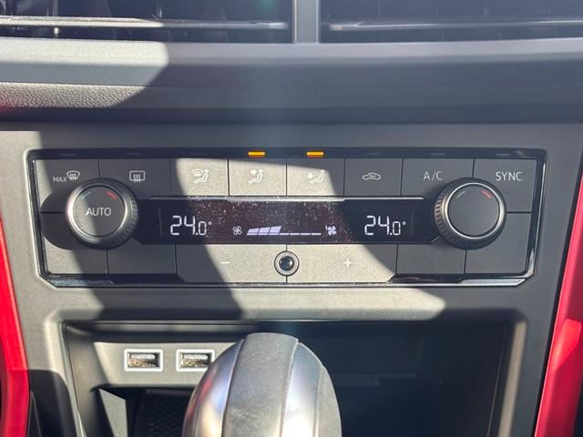 ポロＧＴＩ ベースグレード　純正フルセグナビ　ＬＥＤヘッドライト　衝突軽減ブレーキ　ＡＣＣ　バックカメラ　ＥＴＣ　Ｂｌｕｅｔｏｏｔｈ接続可　ドライブレコーダー　　オプション純正１８インチＡＷ（15枚目）
