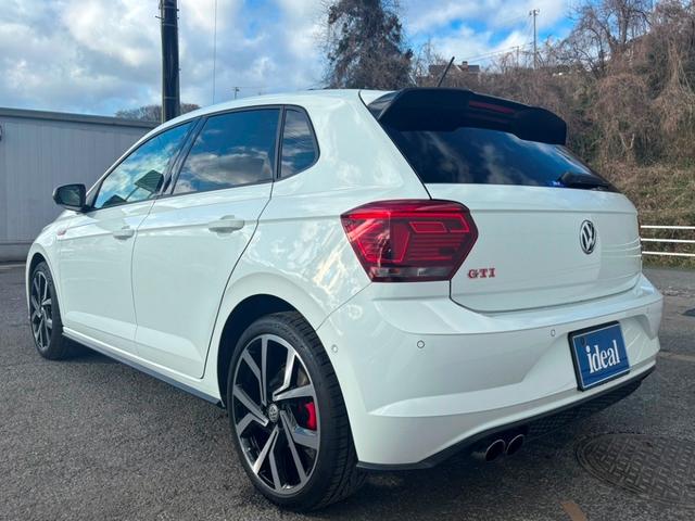ポロＧＴＩ ベースグレード　純正フルセグナビ　ＬＥＤヘッドライト　衝突軽減ブレーキ　ＡＣＣ　バックカメラ　ＥＴＣ　Ｂｌｕｅｔｏｏｔｈ接続可　ドライブレコーダー　　オプション純正１８インチＡＷ（46枚目）