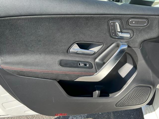 Ａクラス Ａ１８０　スタイル　ＡＭＧライン　レーダーセーフティ　純正フルセグナビ　バックカメラ　ハーフレザーＥ　ＴＣ　シートヒーター　シートヒーター　パワーシート　ＬＥＤヘッドライト　１８インチＡＭＧホイール　キーレスゴー　パーキングアシスト（23枚目）