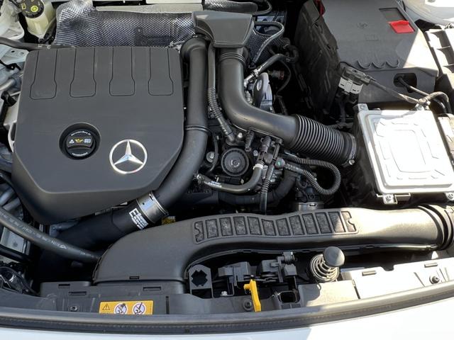 Ａクラス Ａ１８０　スタイル　ＡＭＧライン　レーダーセーフティ　純正フルセグナビ　バックカメラ　ハーフレザーＥ　ＴＣ　シートヒーター　シートヒーター　パワーシート　ＬＥＤヘッドライト　１８インチＡＭＧホイール　キーレスゴー　パーキングアシスト（75枚目）