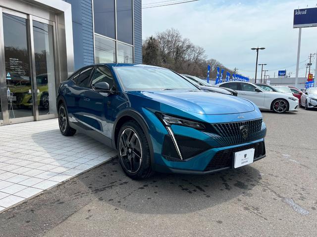 408 GTハイブリッド マトリックスLEDヘッドライト 純正ナビ 360度カメラ 半革パワーシート シートヒーター 衝突軽減ブレーキ ブラインドスポット クリアランスソナー ACC 純正19インチAW(5枚目)