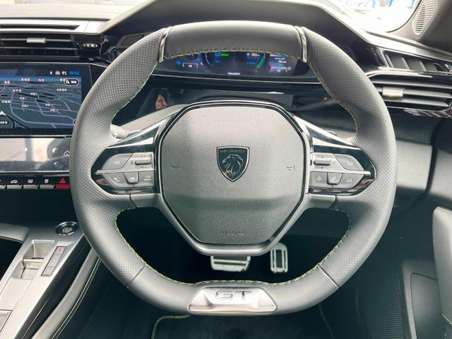 408 GTハイブリッド マトリックスLEDヘッドライト 純正ナビ 360度カメラ 半革パワーシート シートヒーター 衝突軽減ブレーキ ブラインドスポット クリアランスソナー ACC 純正19インチAW(14枚目)