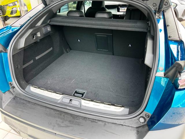 408 GTハイブリッド マトリックスLEDヘッドライト 純正ナビ 360度カメラ 半革パワーシート シートヒーター 衝突軽減ブレーキ ブラインドスポット クリアランスソナー ACC 純正19インチAW(20枚目)