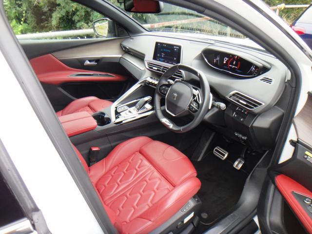 ３００８ ＧＴ　ブルーＨＤｉ　レッドナッパ　サンルーフ　赤革Ｐシート　フルセグナビ　ＬＥＤヘッドライト　３６０度カメラ　Ｐテールゲート　衝突軽減Ｂ　シートヒーター　クリアランスソナー　ＡＣＣ　ドラレコ　ＥＴＣ　純正１８インチＡＷ（2枚目）