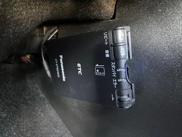 拠点内にはアルファロメオ仙台、プジョー仙台泉、フェラーリ仙台サービスセンターのショールーム併設。