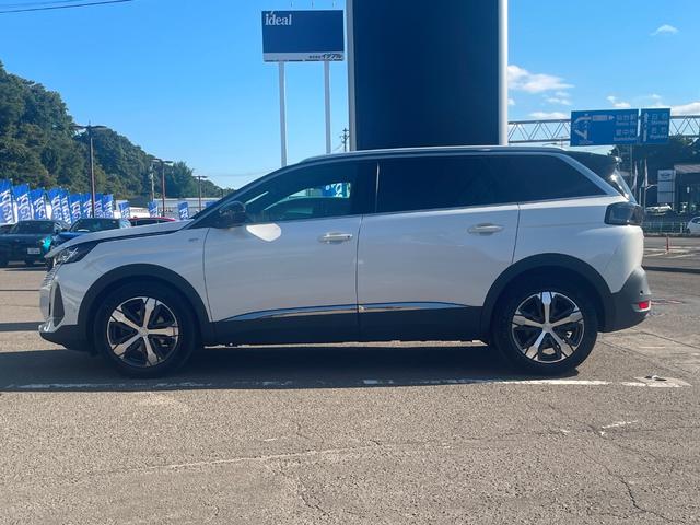 PEUGEOT 5008 GT BLUE HDI