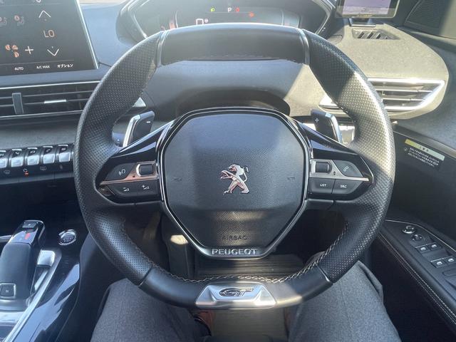 PEUGEOT 5008 GT BLUE HDI