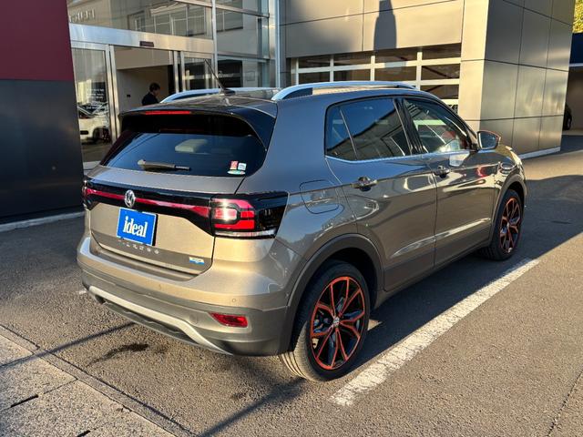 T-クロス TSI 1stプラス 限定車 ディスカバーメディア デジタルメーター LEDライト ドラレコ アダプティブクルーズコントロール ルーフレール パドルシフト Bluetooth接続 スマートキー ETC2.0(5枚目)