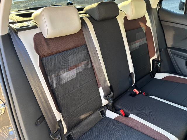 T-クロス TSI 1stプラス 限定車 ディスカバーメディア デジタルメーター LEDライト ドラレコ アダプティブクルーズコントロール ルーフレール パドルシフト Bluetooth接続 スマートキー ETC2.0(17枚目)