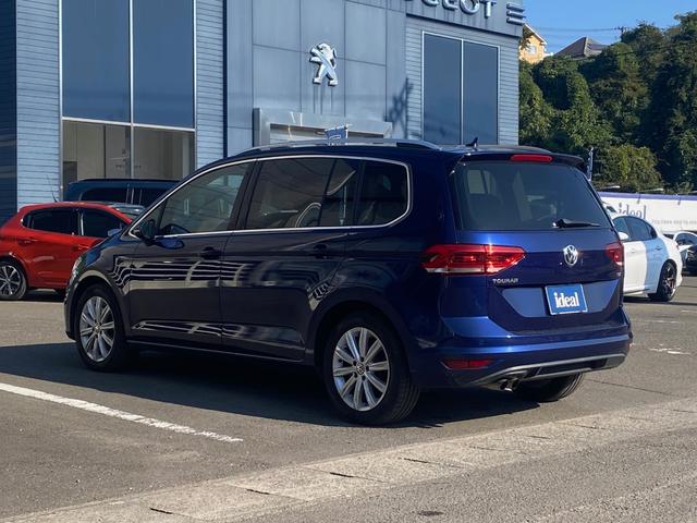 ゴルフトゥーラン ＴＳＩ　ハイライン　純正フルセグナビ　ＬＥＤライト　ドラレコ　リアモニター　アダプティブクルーズコントロール　バックカメラ　パドルシフト　Ｂｌｕｅｔｏｏｔｈ接続　スマートキー　純正１７インチＡＷ　ＥＴＣ（48枚目）