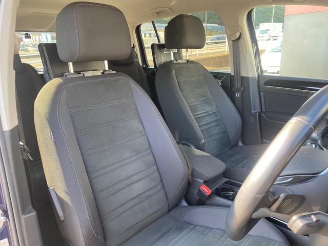 ゴルフトゥーラン ＴＳＩ　ハイライン　純正フルセグナビ　ＬＥＤライト　ドラレコ　リアモニター　アダプティブクルーズコントロール　バックカメラ　パドルシフト　Ｂｌｕｅｔｏｏｔｈ接続　スマートキー　純正１７インチＡＷ　ＥＴＣ（57枚目）