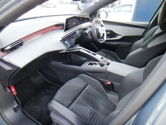 3008 GTハイブリッド アルカンタラパッケージ アルカンターラPKG 21インチディスプレイ マトリックスLED 360°ビジョン 純正ナビ 前後シートヒーター 衝突軽減B ACC ブラインドスポット レーンキープ 純正19インチAW(13枚目)