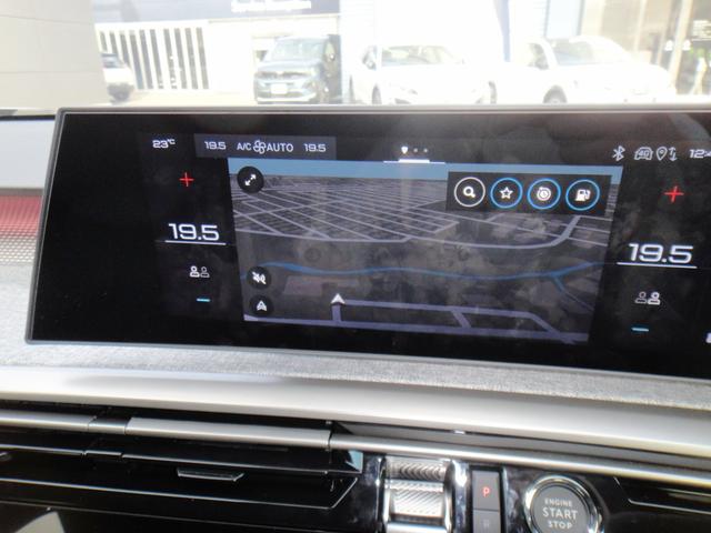 3008 GTハイブリッド アルカンタラパッケージ アルカンターラPKG 21インチディスプレイ マトリックスLED 360°ビジョン 純正ナビ 前後シートヒーター 衝突軽減B ACC ブラインドスポット レーンキープ 純正19インチAW(16枚目)