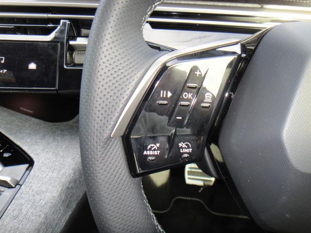 3008 GTハイブリッド アルカンタラパッケージ アルカンターラPKG 21インチディスプレイ マトリックスLED 360°ビジョン 純正ナビ 前後シートヒーター 衝突軽減B ACC ブラインドスポット レーンキープ 純正19インチAW(25枚目)