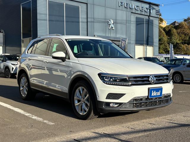 ティグアン ＴＤＩ　４モーション　ハイライン　純正フルセグナビ　ヘッドアップディスプレイ　ＡＣＣ　ＬＥＤヘッドライト　シートヒーター　デジタルメーター　３６０°カメラ　純正１８インチアルミホイール　Ｂｌｕｅｔｏｏｔｈ接続　スマートキー　ＥＴＣ（2枚目）