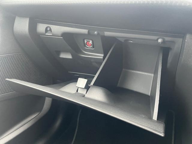 指定工場完備！オイル交換からお車の車検など幅広くご対応可能です！メンテナンスなどに関してもご相談下さい！