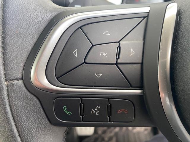 ５００Ｘ クロス　フルセグナビ　ＬＥＤヘッドライト　アダプティブクルーズコントロール　バックカメラ　ドラレコ　ブラウンレザーシート　シートヒーター　スマートキー　純正１７インチアルミホイール　オートライト　ＥＴＣ（62枚目）