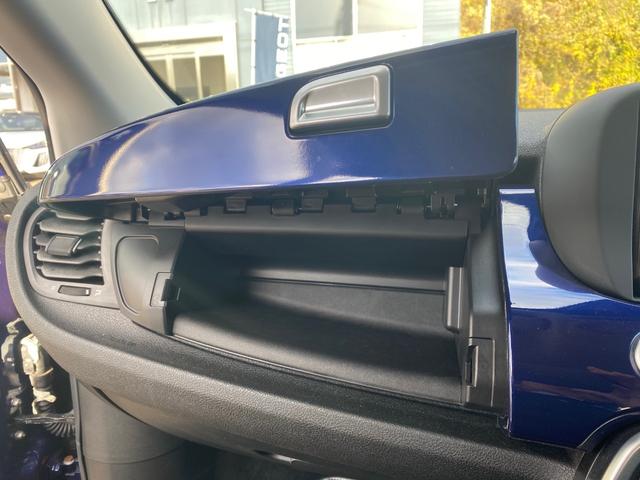 ５００Ｘ クロス　フルセグナビ　ＬＥＤヘッドライト　アダプティブクルーズコントロール　バックカメラ　ドラレコ　ブラウンレザーシート　シートヒーター　スマートキー　純正１７インチアルミホイール　オートライト　ＥＴＣ（67枚目）