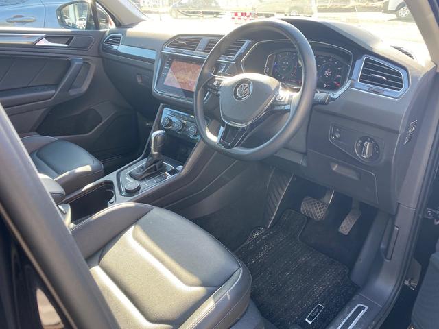 ティグアン TDI 4モーション ハイライン 純正フルセグナビ ACC 360度カメラ Carplay ETC LEDライト 19インチ純正アルミホイール レザーシート シートヒーター デジタルメーター レーンアシスト パークアシスト(9枚目)