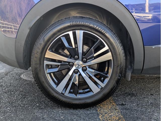 ���X�ւ̍Ŋ��w�͒n���S��k���A�򒆉��w�ł��B�d�Ԃł��z���̍ۂ͉w�܂ł̑��}���\�ł��B