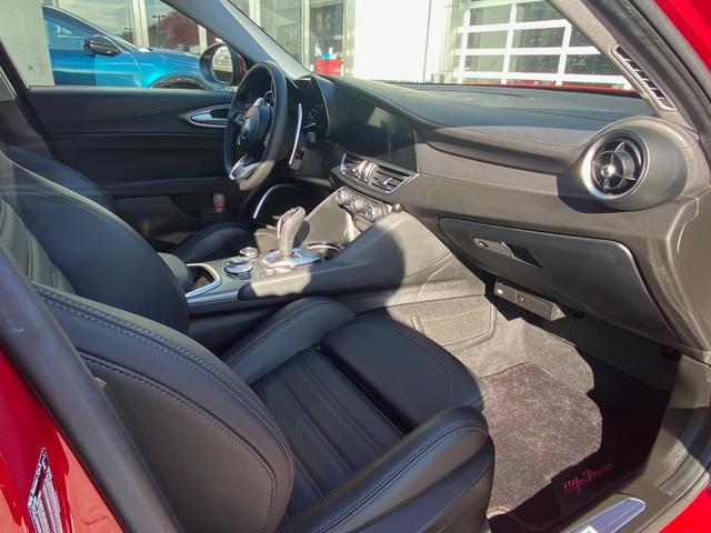 ジュリア ヴェローチェ 純正フルセグナビ AWD Carplay アダプティブクルーズコントロール ドラレコ シートヒーター ステアリングヒーター バックカメラ Bluetooth スマートキー 純正19インチAW ETC(10枚目)